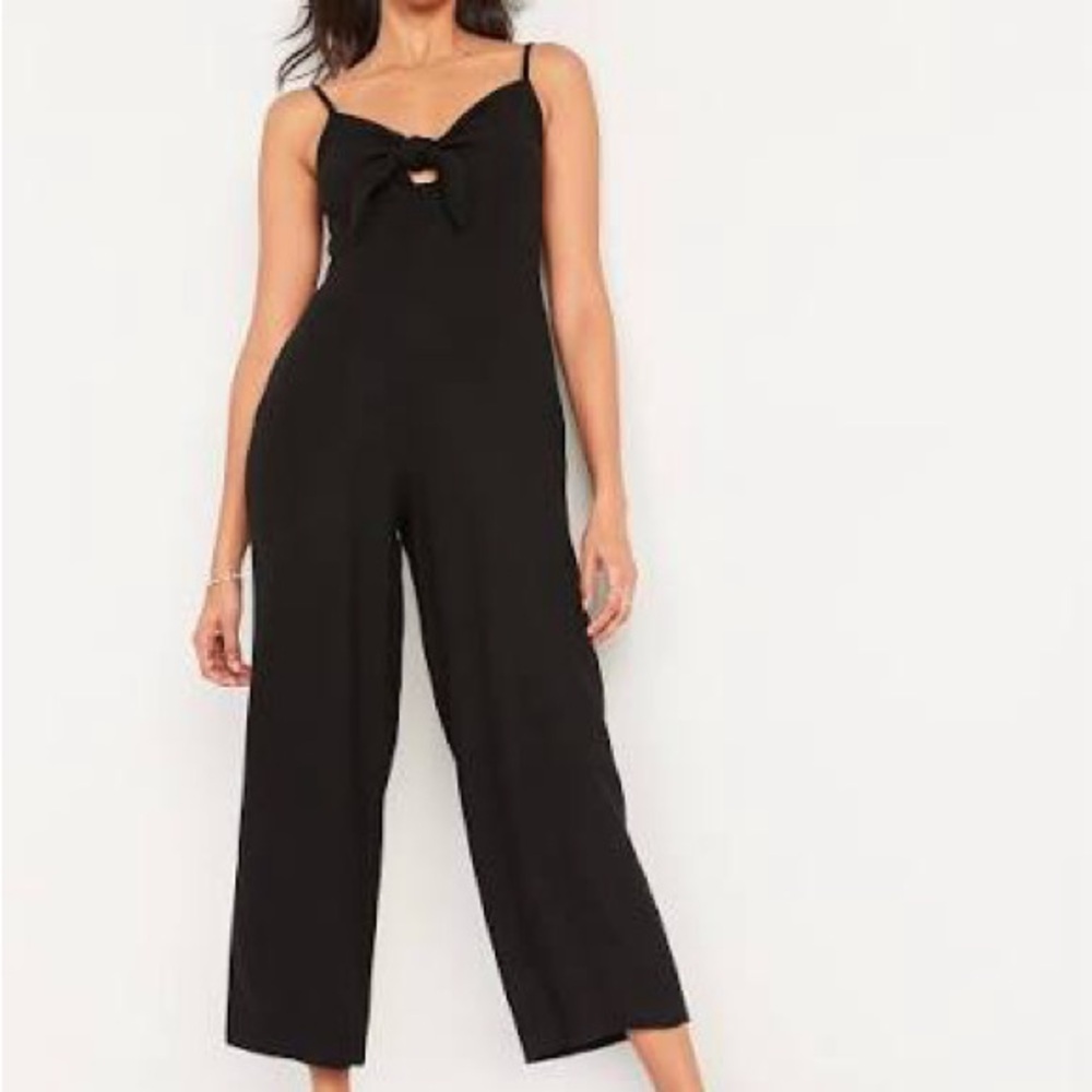 Old Navy Black Sleeveless Jumpsuit